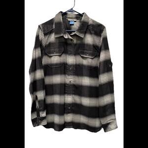 Kavu Men’s Black/Gray Long Sleeve Flannel India Casual Cozy Warm Logo Sz L